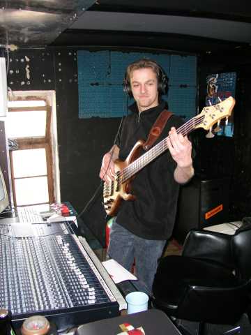 Images/CD_Prod017.JPG