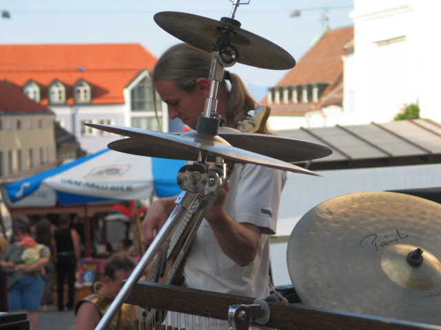 Images/landau13.JPG